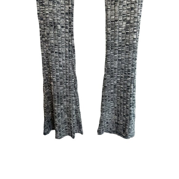 2/$30 MOD M Stretch Knit Pants Black White Gray Tight Bell Bottoms - Picture 11 of 12